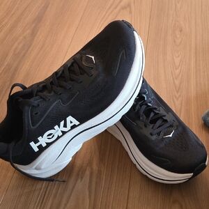 Women's Hoka Clifton Shoes Size 9, Black And White Like New